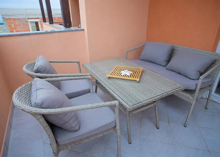 Tara With Pool Povljana